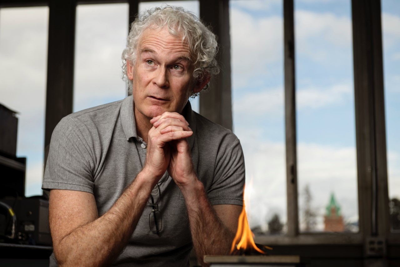 Research Professor Bob Yokelson